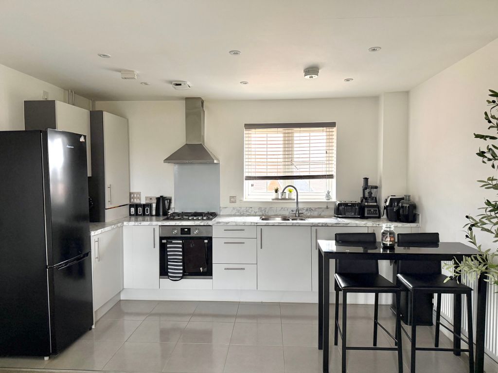 Property photo 2 of 11 Image00008.Jpeg