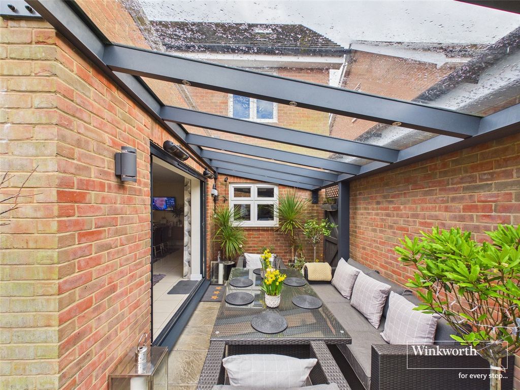 Additional image 6 of 5 bed town house for saleTutor Crescent, Earley, Reading RG6