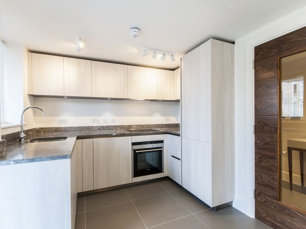 Property photo 1 of 7 Kitchen1