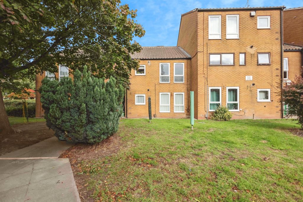 Property photo 1 of 17