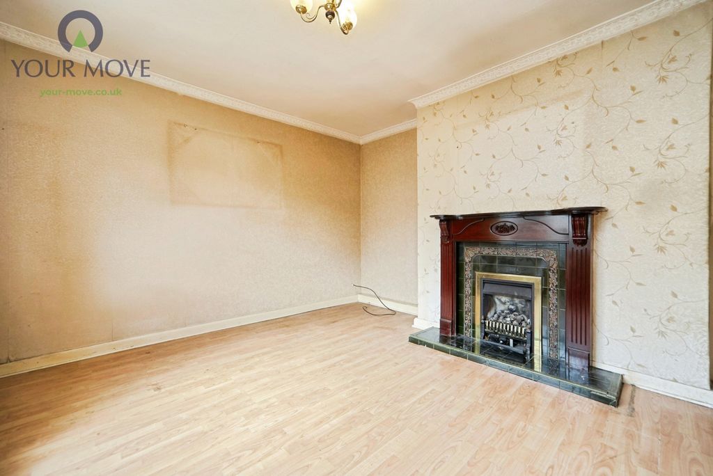 Property photo 2 of 21 Pbox-Img.Jpg