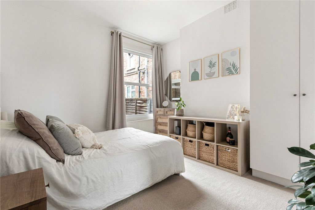 Property photo 2 of 11 Picture No. 04