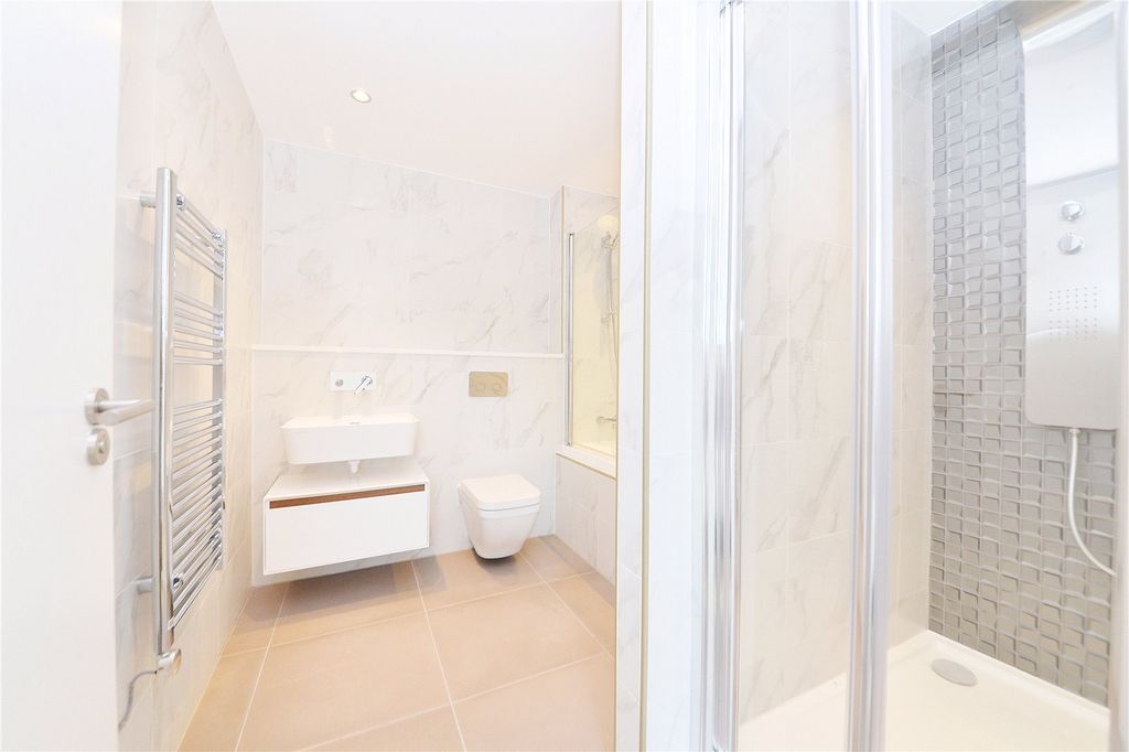 Property photo 2 of 15 Picture No. 01