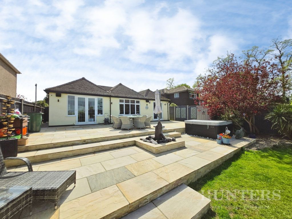 Property photo 1 of 30 Pbox-Img.Jpg