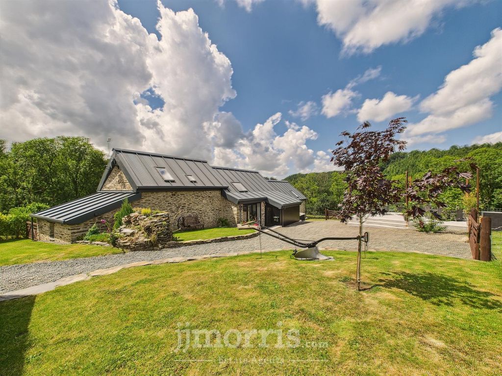 Property photo 2 of 71 Cam05297G0-Pr0066-Still043.Jpg
