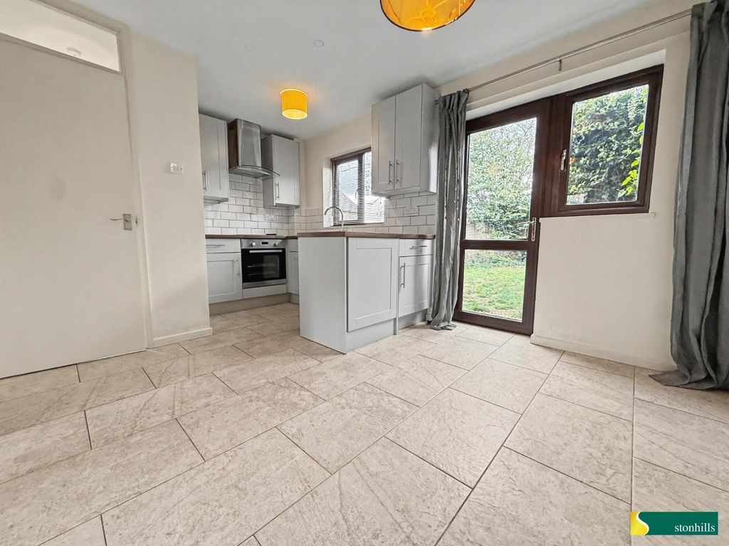 Property photo 3 of 10 2.Jpg