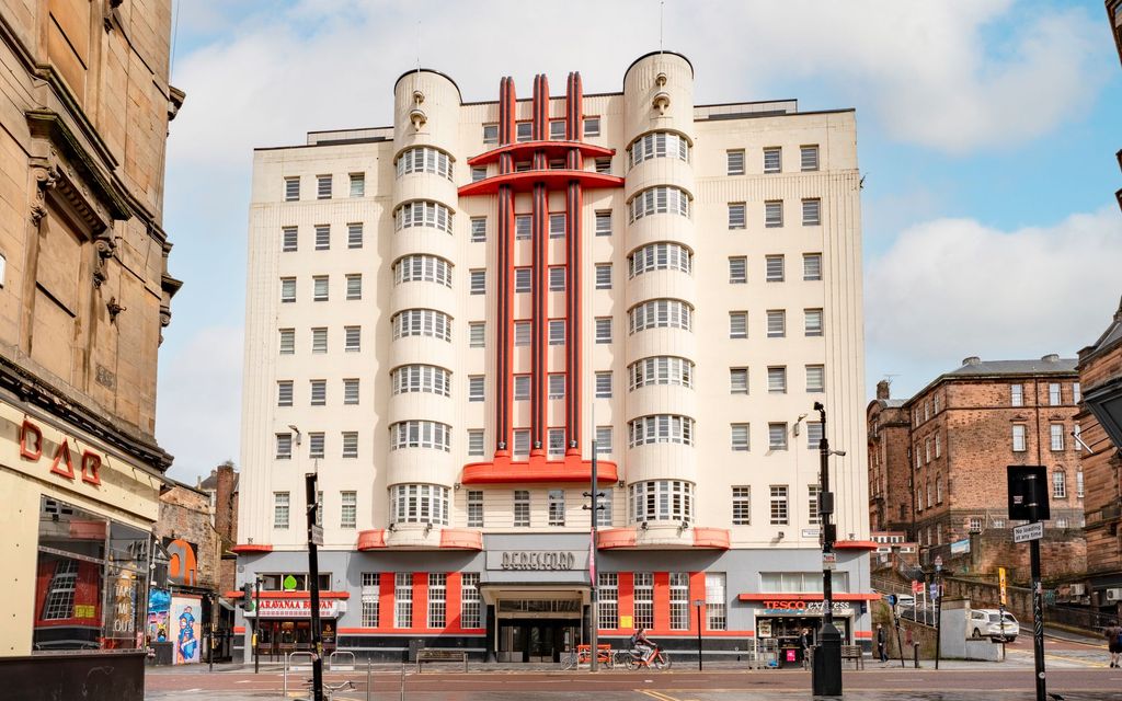 Property photo 1 of 25