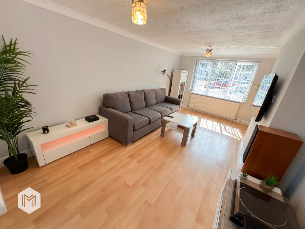 Property photo 3 of 19 Picture No. 22