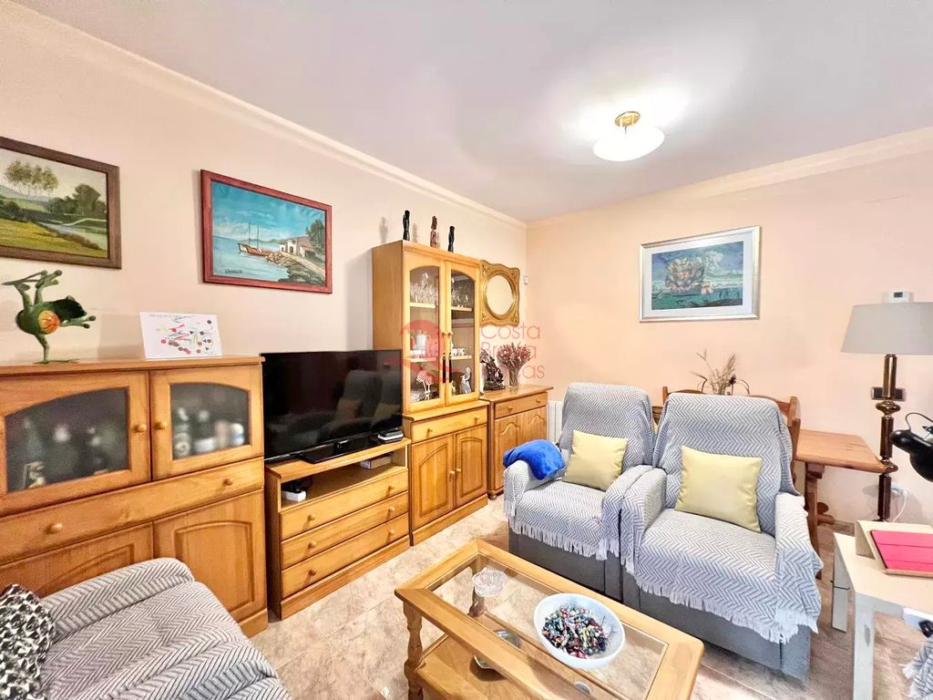 Property photo 3 of 48