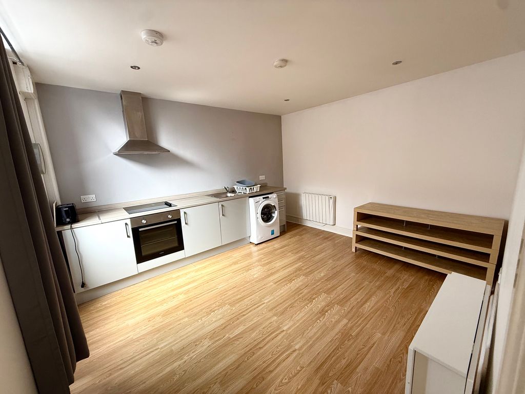 Property photo 2 of 5