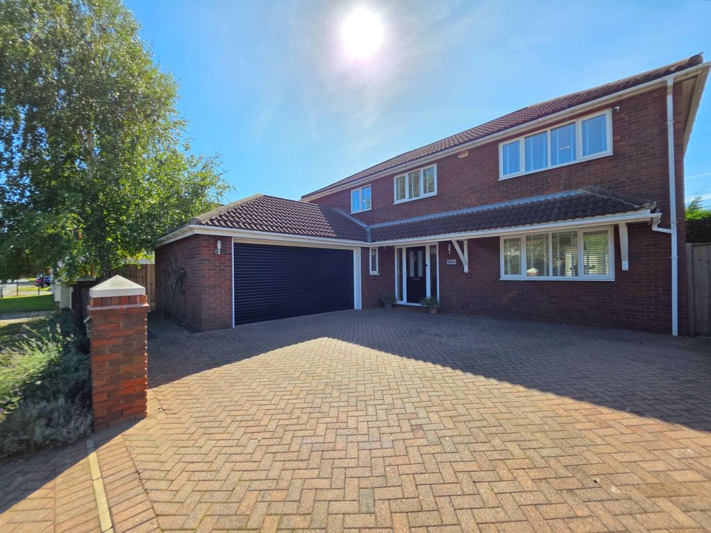 Property photo 1 of 30