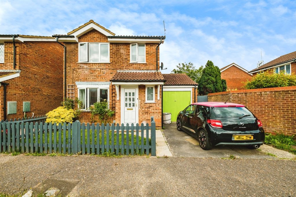Property photo 1 of 17