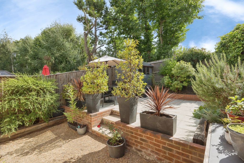 Property photo 2 of 15 Pbox-Img.Jpg