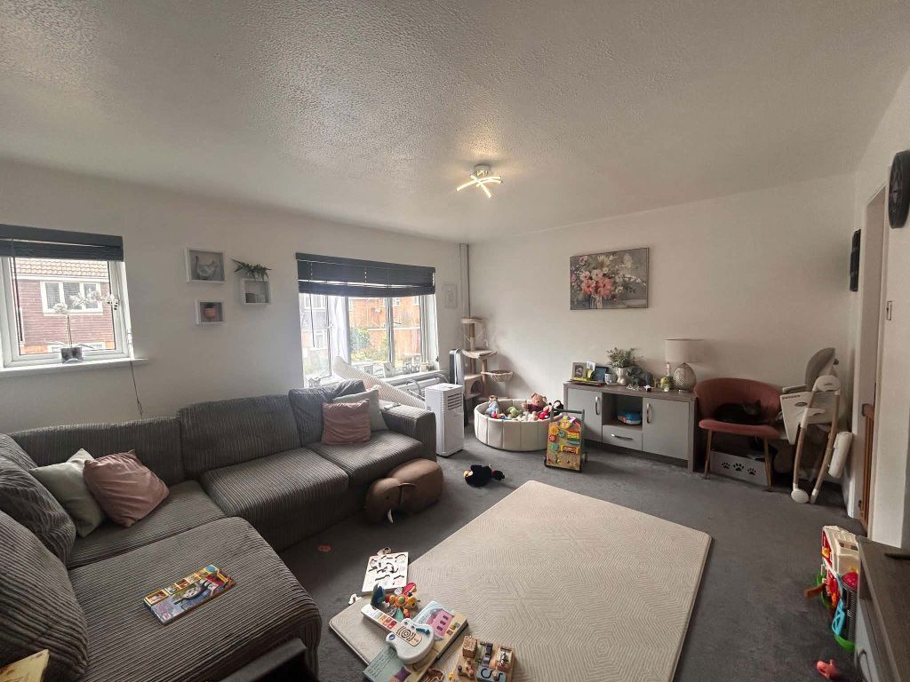 Property photo 3 of 6