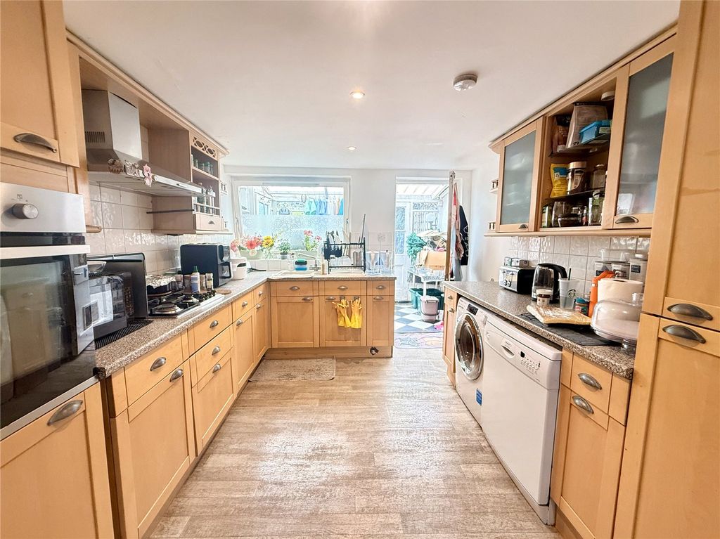 Property photo 2 of 11 Picture No. 26