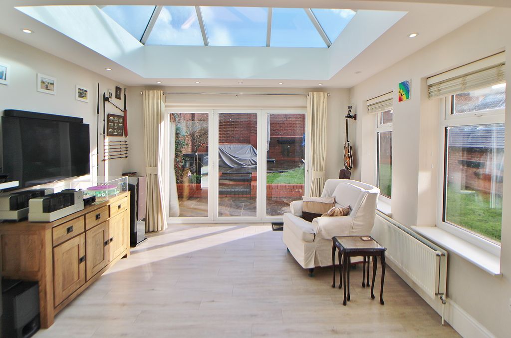 Property photo 3 of 18