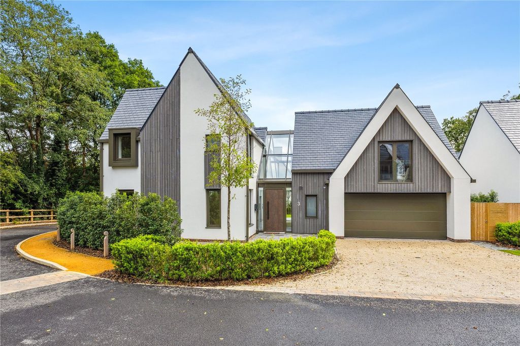 Property photo 1 of 16 Lowood