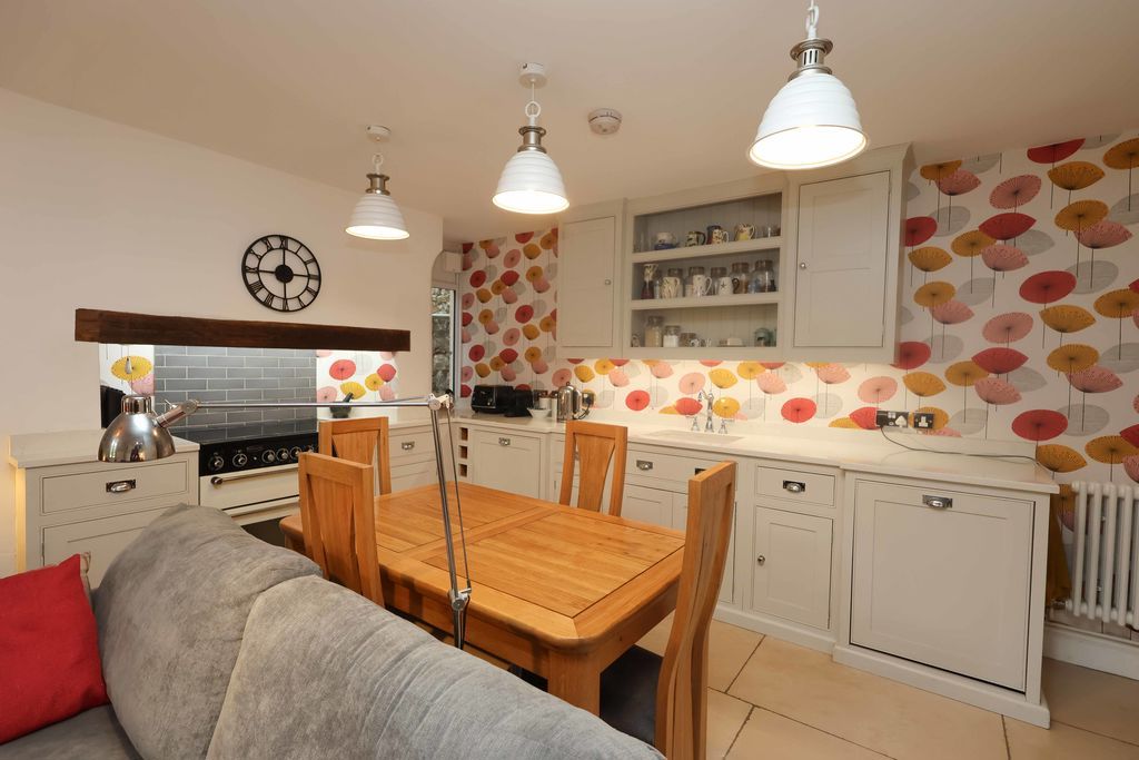 Additional image 21 of 2 bed flat for saleVictoria Road, Clevedon BS21