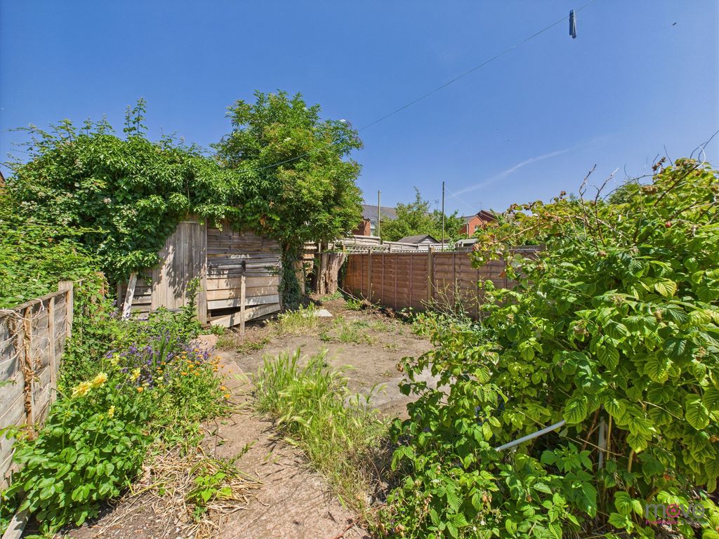 Property photo 3 of 22