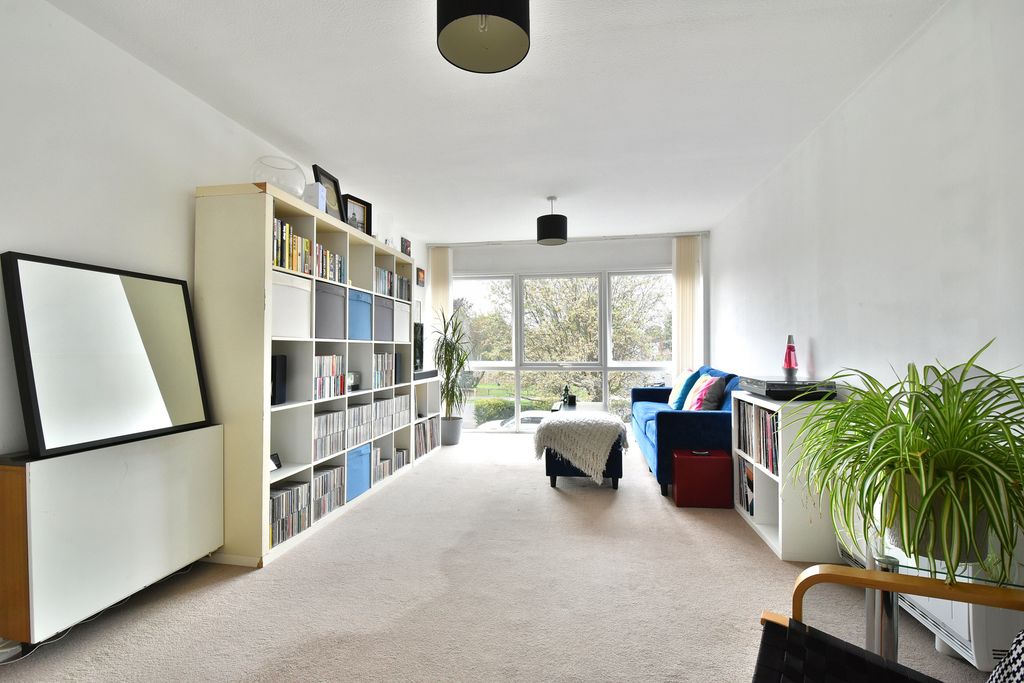 Property photo 3 of 10