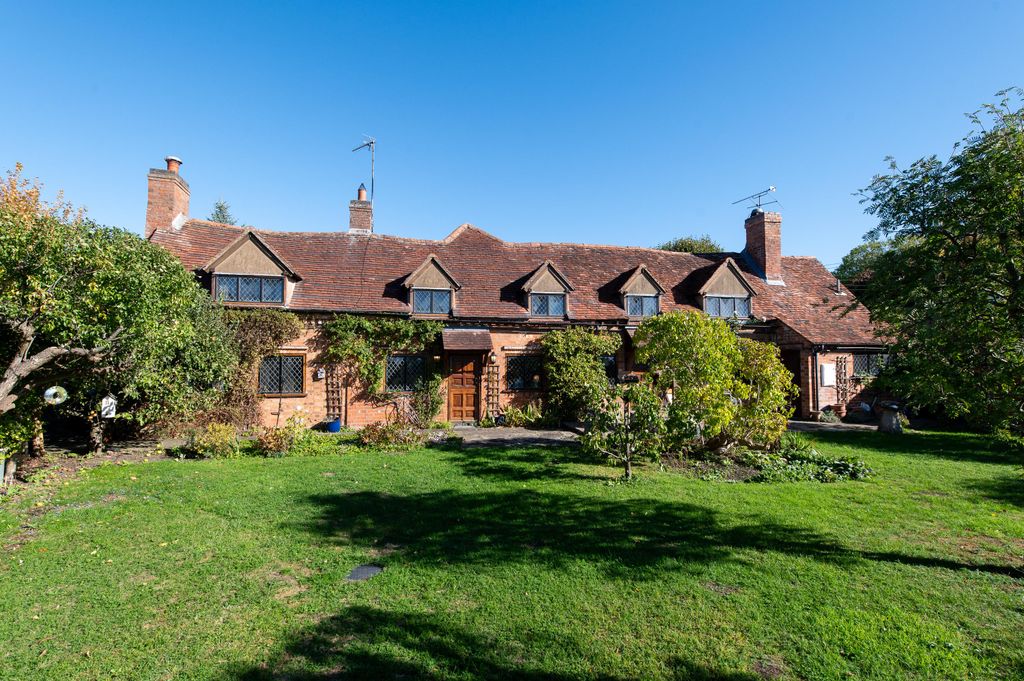 Property photo 2 of 25 Image