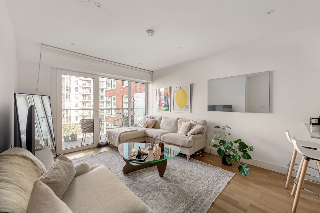 Property photo 1 of 13 094A4845