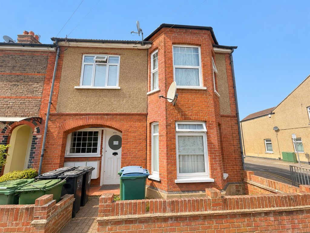 Property photo 1 of 6 Coopers Estate Agents