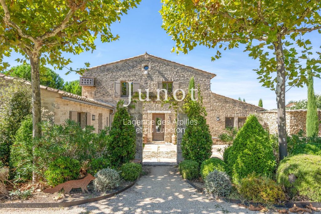 Property photo 1 of 22 Gordes / Luberon - Renovated Property – 3Ha Landscaped Park - Heated Pool - Terraces