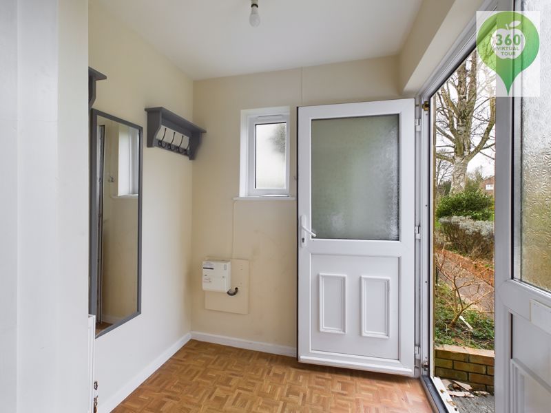 Property photo 2 of 12 Photo 13