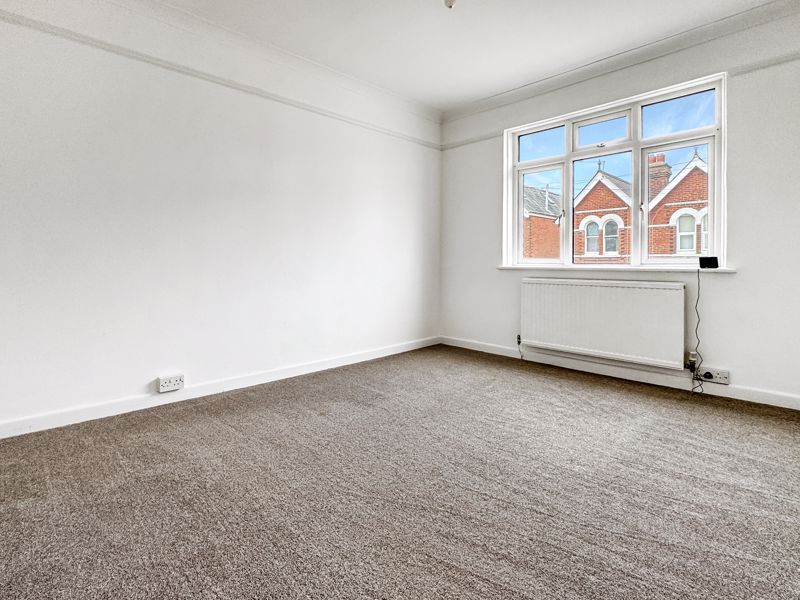 Property photo 3 of 10 Photo 1