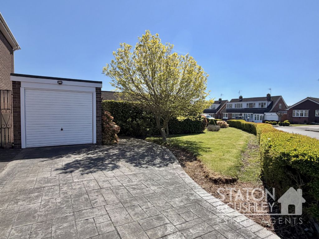 Property photo 3 of 28