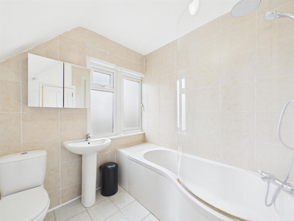Additional image 9 of 4 bed semi-detached house for saleStar Lane, Coulsdon CR5