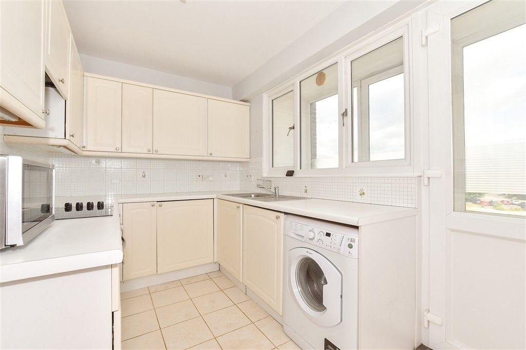 Property photo 2 of 13 Kitchen