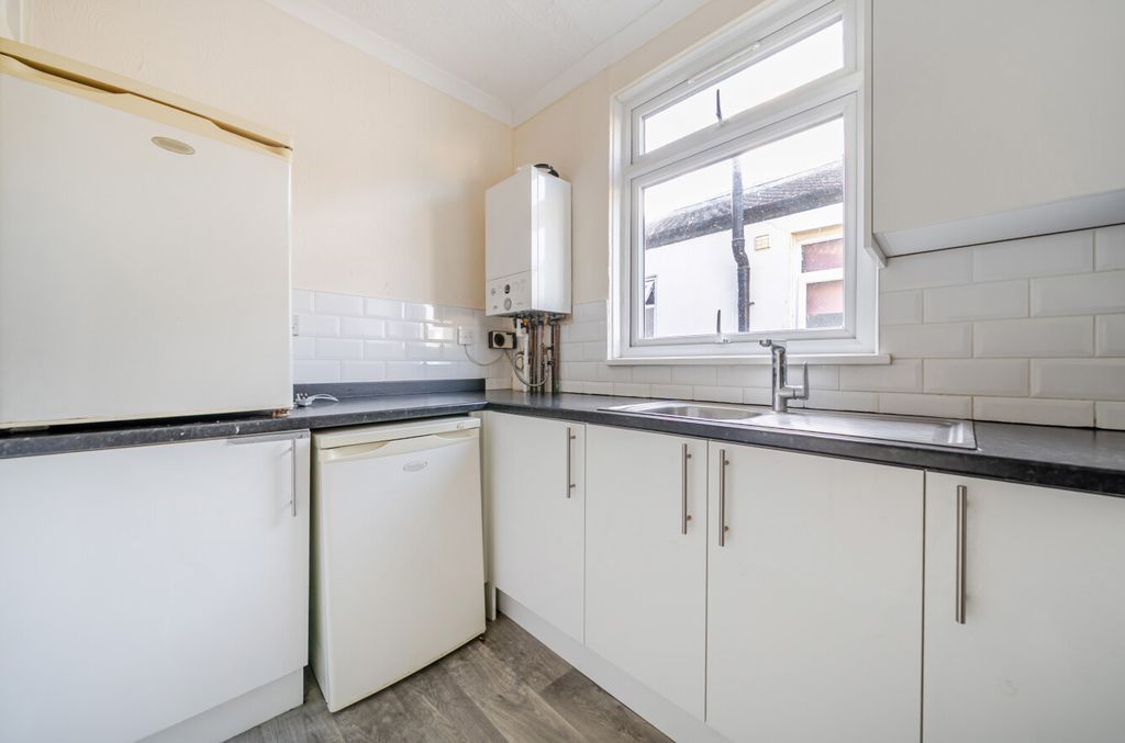 Property photo 3 of 12 1382387-14-691B2d...