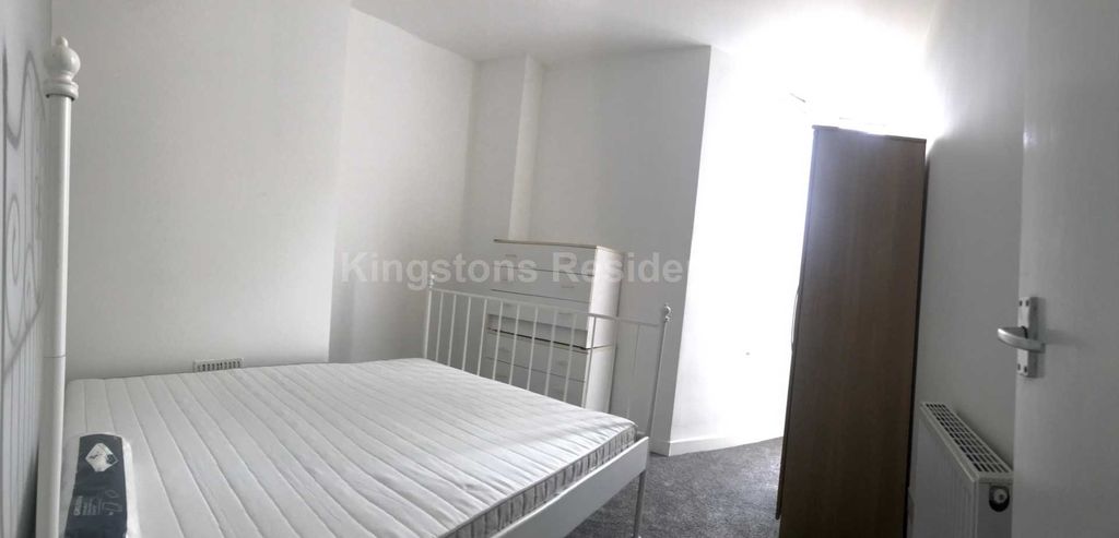 Property photo 1 of 4