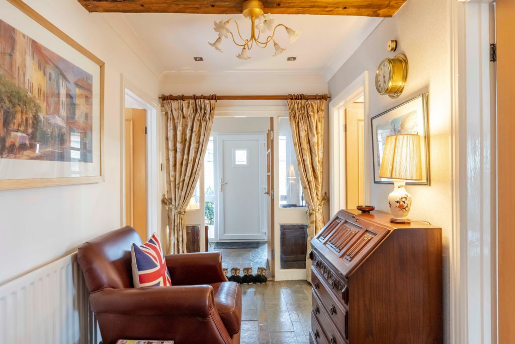 Property photo 3 of 39 Dsc07799-Hdr