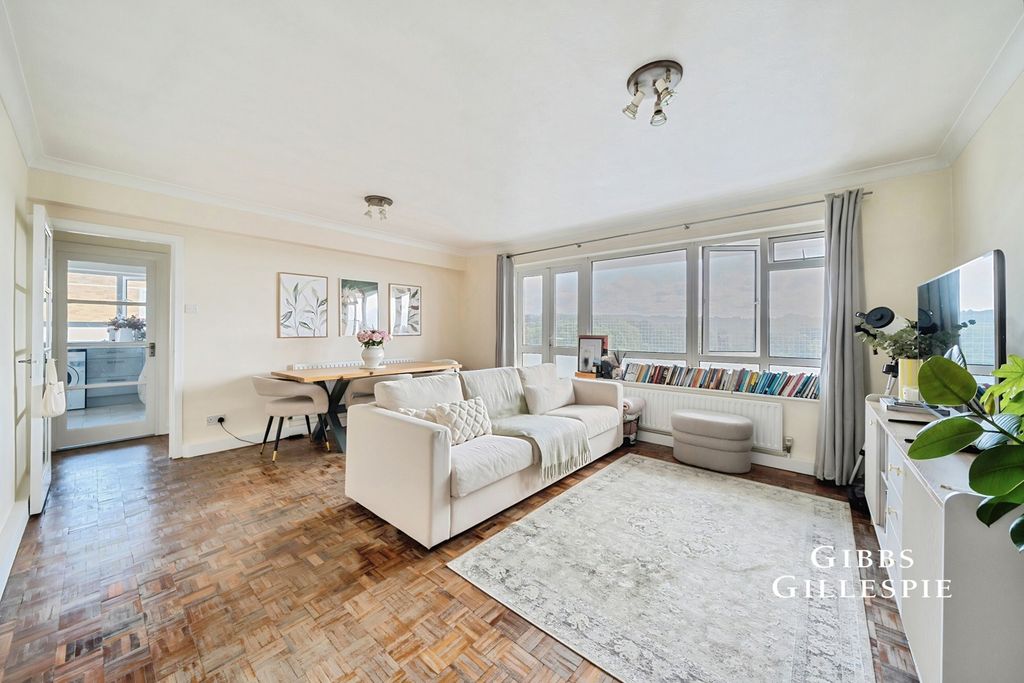 Property photo 1 of 13 Pbox-Img.Jpg