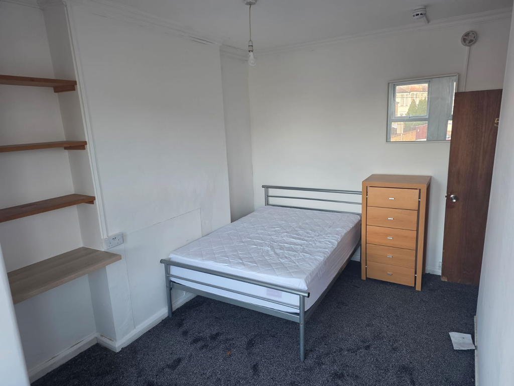 Property photo 1 of 4