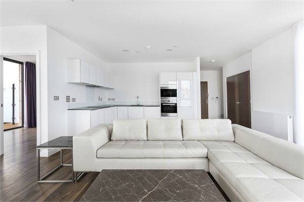 Property photo 3 of 10 Living Room