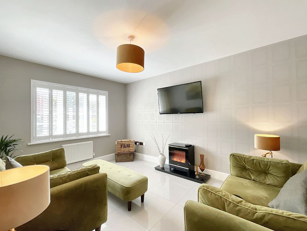 Property photo 2 of 26