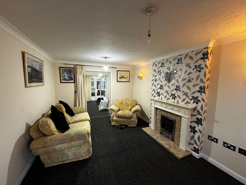 Property photo 3 of 14