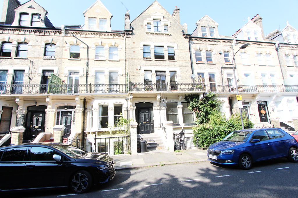 Property photo 1 of 6