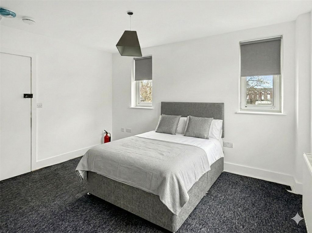 Property photo 1 of 6 Picture No. 10