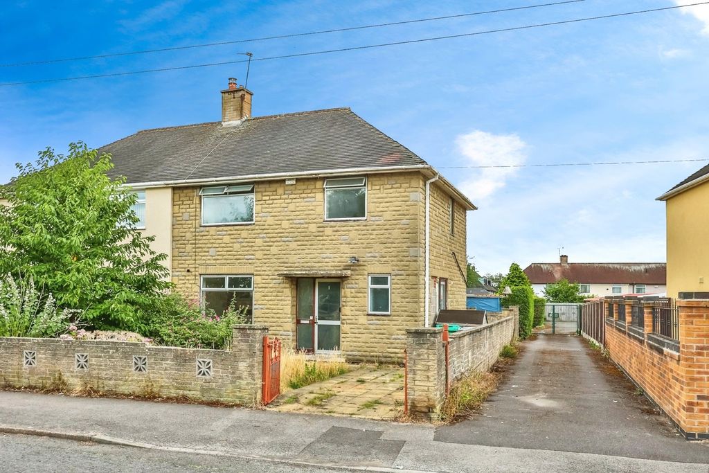 Property photo 1 of 16 Front