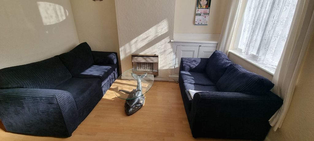 Property photo 2 of 14 Photograph 2