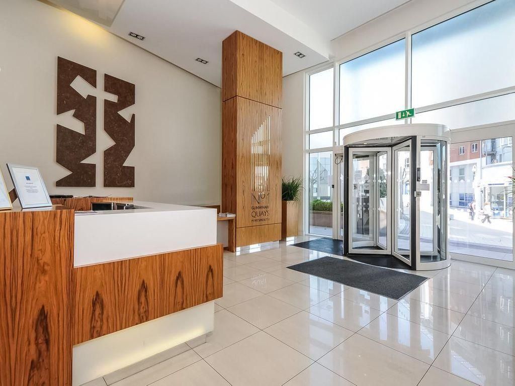 Property photo 2 of 11 Lobby