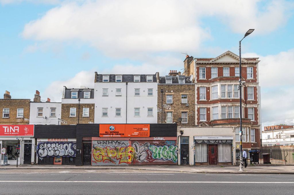 Property photo 2 of 16