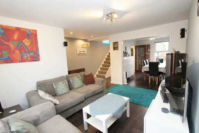 Property photo 2 of 16 Lounge