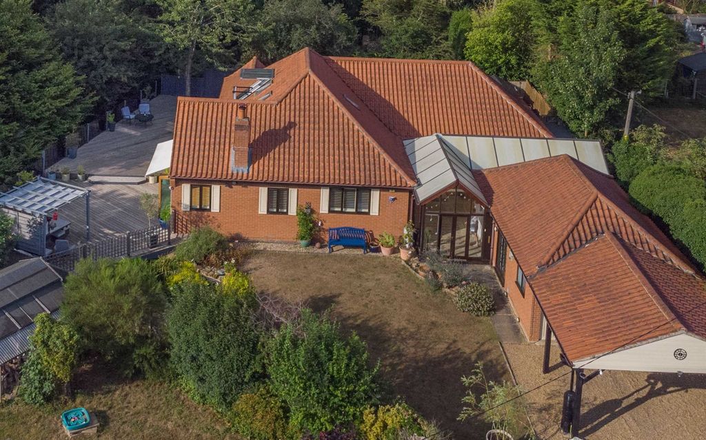 Property photo 1 of 18