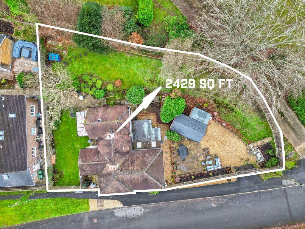 Additional image 4 of 5 bed detached house for saleLondon Road, Liphook GU30